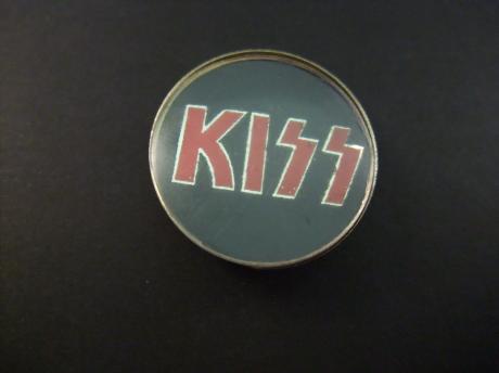 Kiss shockrock-hardrockband opgericht door Gene Simmons en Paul Stanley